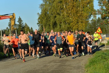 Meget bra deltakelse i litt surt høstvær
