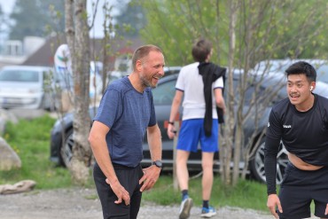Torsdagsløpet 1. mai – sur vind og varme smil!